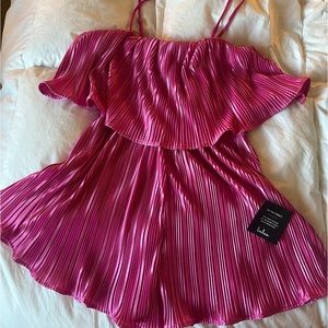 Lulus pleated jumper.